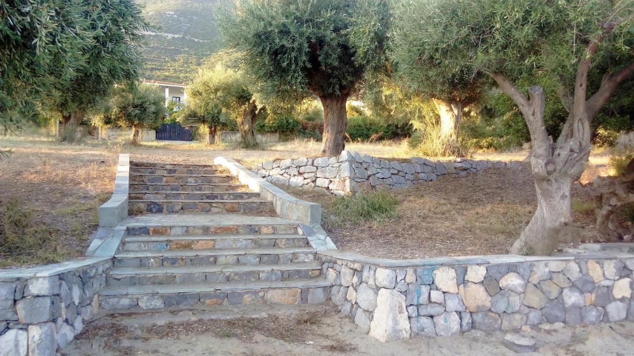 Waterfront Mediterranean Villa Skroponeria Exterior photo