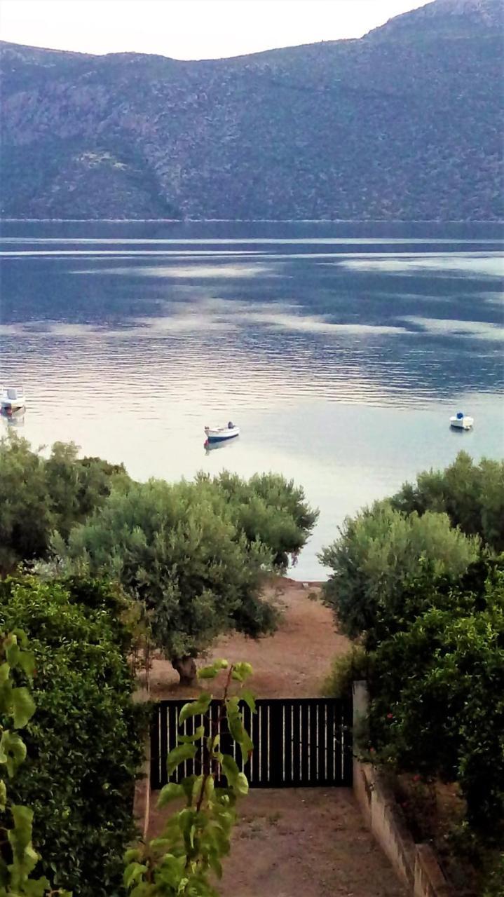 Waterfront Mediterranean Villa Skroponeria Exterior photo